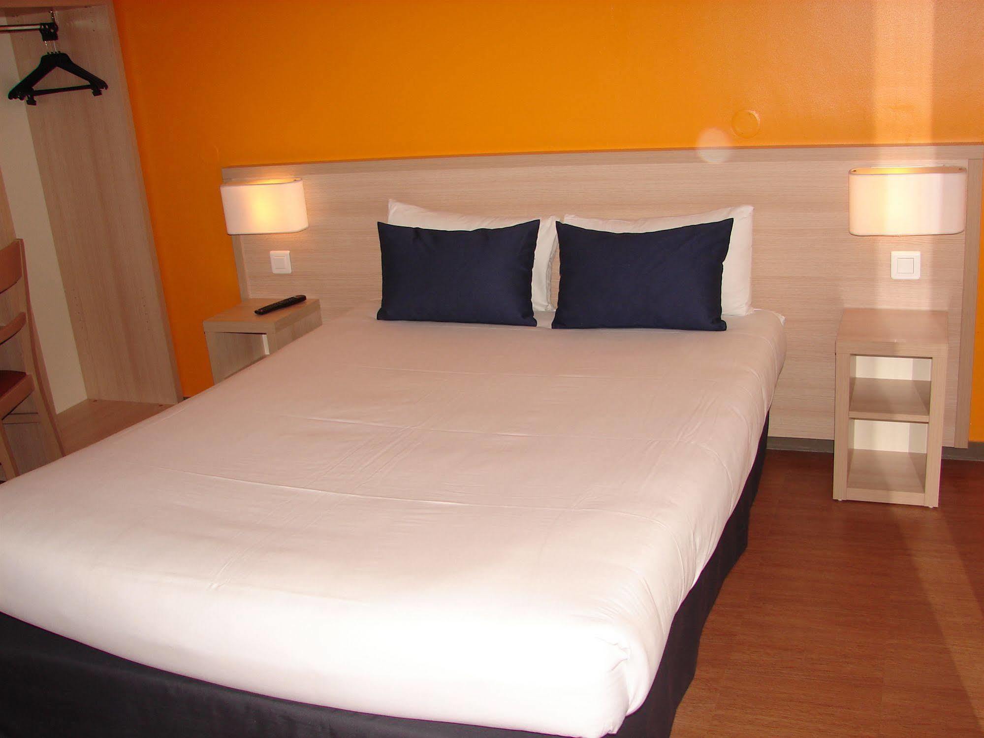 Budget Hotel Melun Sud - Dammarie Les Lys 외부 사진